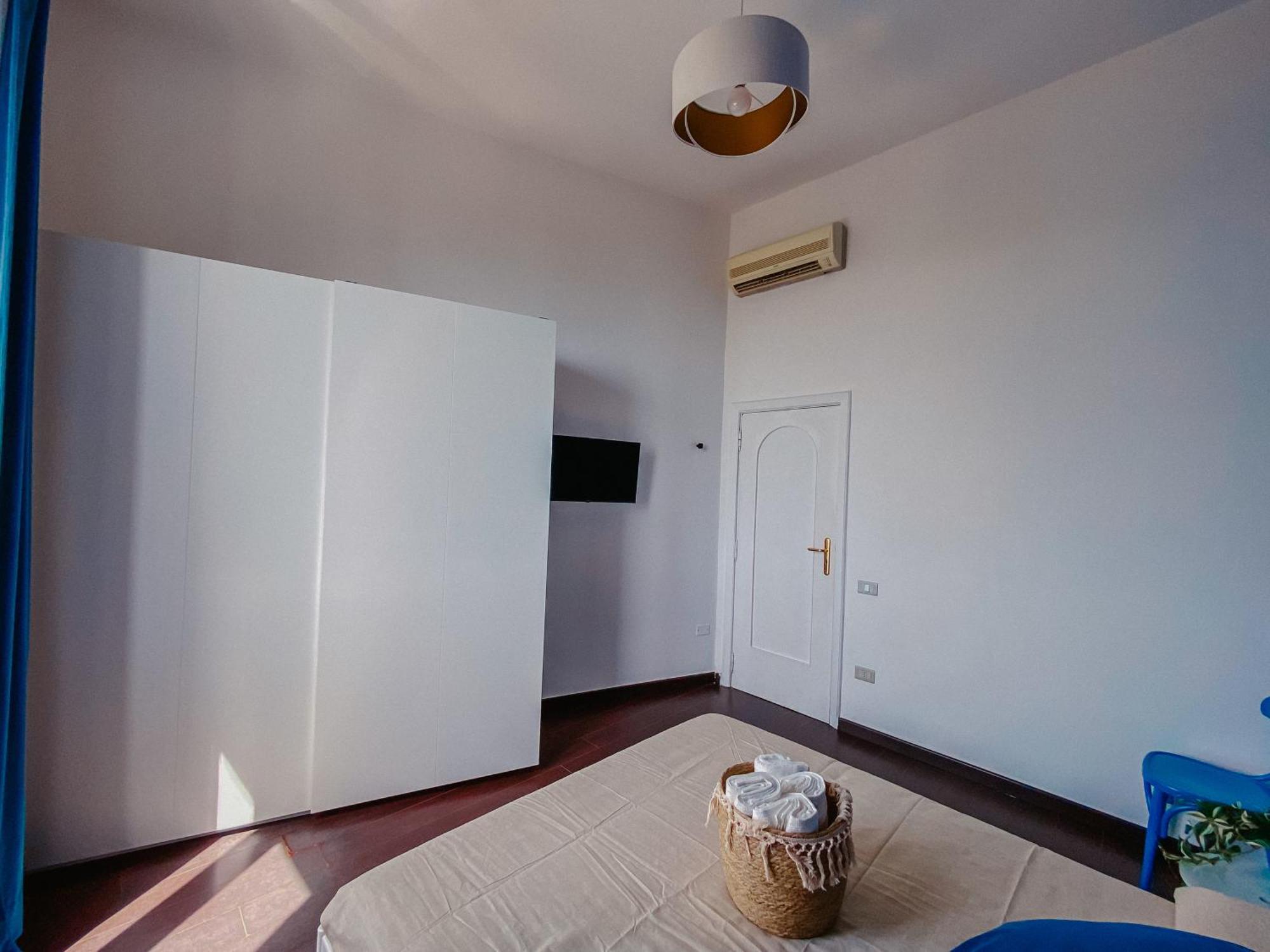 Blue Sea View Apartment Salerno Exteriör bild