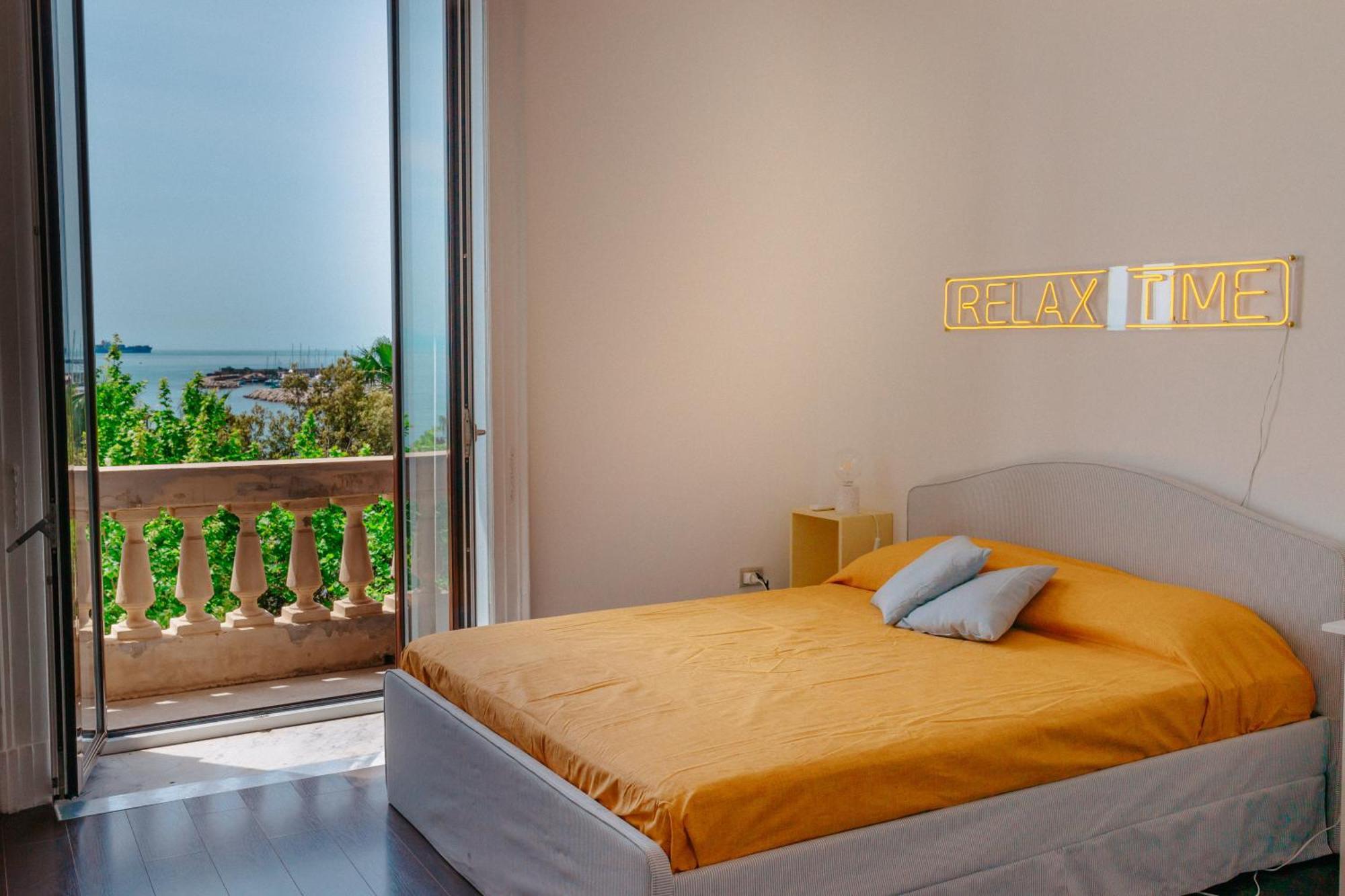 Blue Sea View Apartment Salerno Exteriör bild